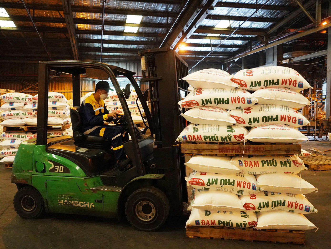 Nhà máy Đạm Phú Mỹ đạt kỷ lục vận hành liên tục dài ngày và tạo nên kỷ lục đáng tự hào sau gần 2 thập kỷ hoạt động.