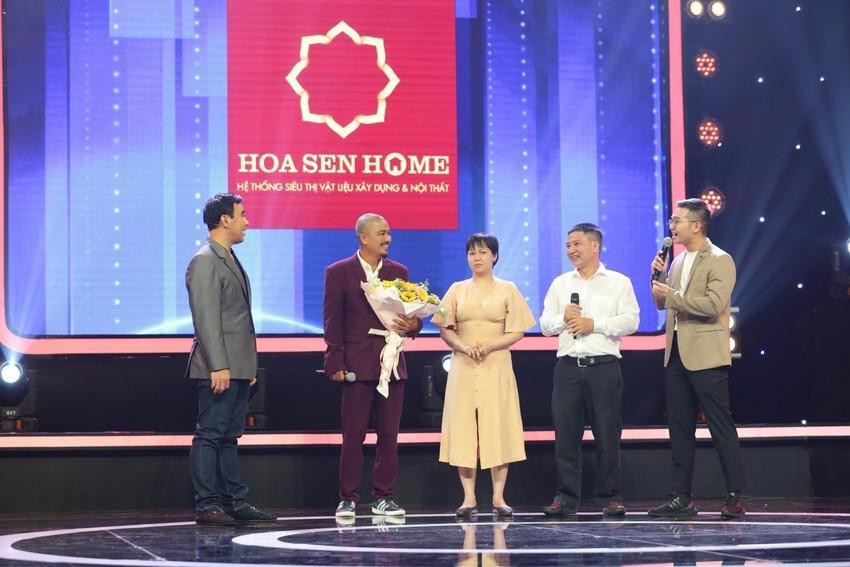 Cuộc hội ngộ đầy viên mãn giữa tình nguyện viên Nhật Long và bệnh nhân đã được anh cứu sống giữa lằn ranh sinh tử