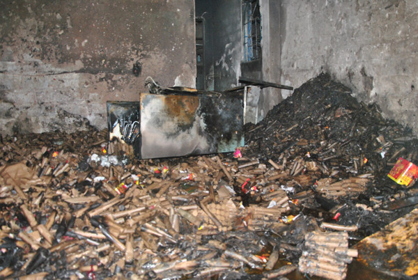 Hiện trường vụ nổ pháo kinh hoàng. Ảnh: Thành Duy