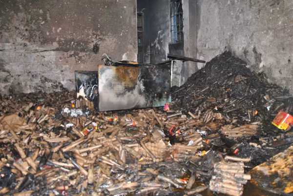 Hiện trường vụ nổ pháo kinh hoàng. Ảnh: Thành Duy