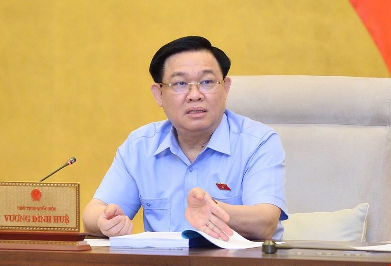 Chủ tịch Quốc hội Vương Đình Huệ phát biểu tại phiên họp Chủ tịch Quốc hội Vương Đình Huệ phát biểu tại phiên họp