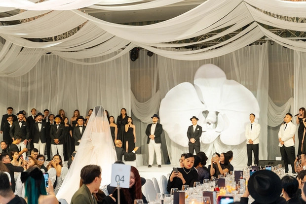 Không gian tiệc cưới siêu mẫu Tuyết Lan.