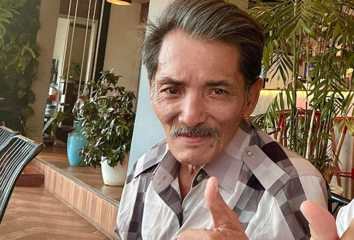 Sau hai lần đột quỵ, sức khoẻ diễn viên Thương Tín ngày càng giảm sút.