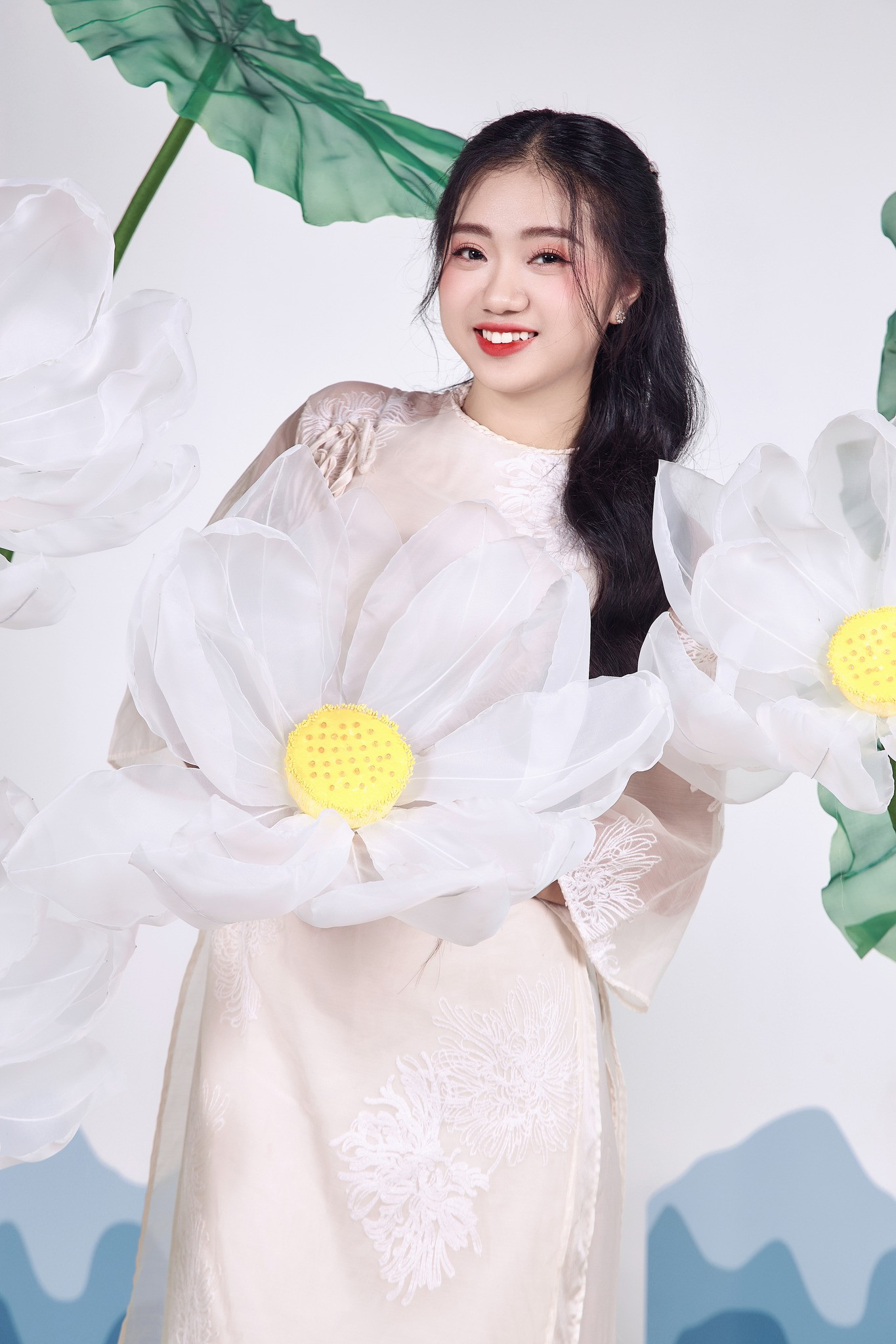 Phạm Thị Nhung (SBD 36), sinh viên khoa Văn hóa học. Phạm Thị Nhung (SBD 36), sinh viên khoa Văn hóa học.