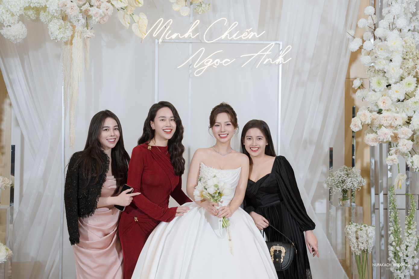 Dàn sao dự tiệc cưới Ngọc Anh. Ảnh: Nupakachi Wedding.