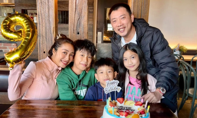 Vợ chồng Ốc Thanh Vân mừng sinh nhật con trai út tháng 2.