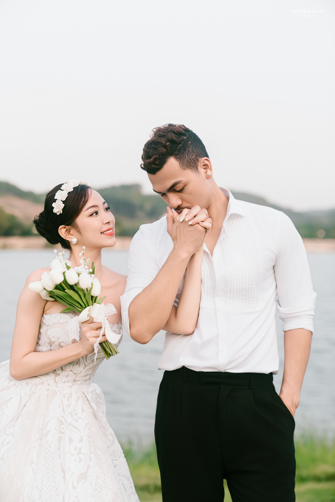 Sở hữu chiều cao 1,83 m, Tuấn Việt từng giành danh hiệu Á quân Vietnam's Next Top Model 2013. Ảnh: Nupakachi Wedding.