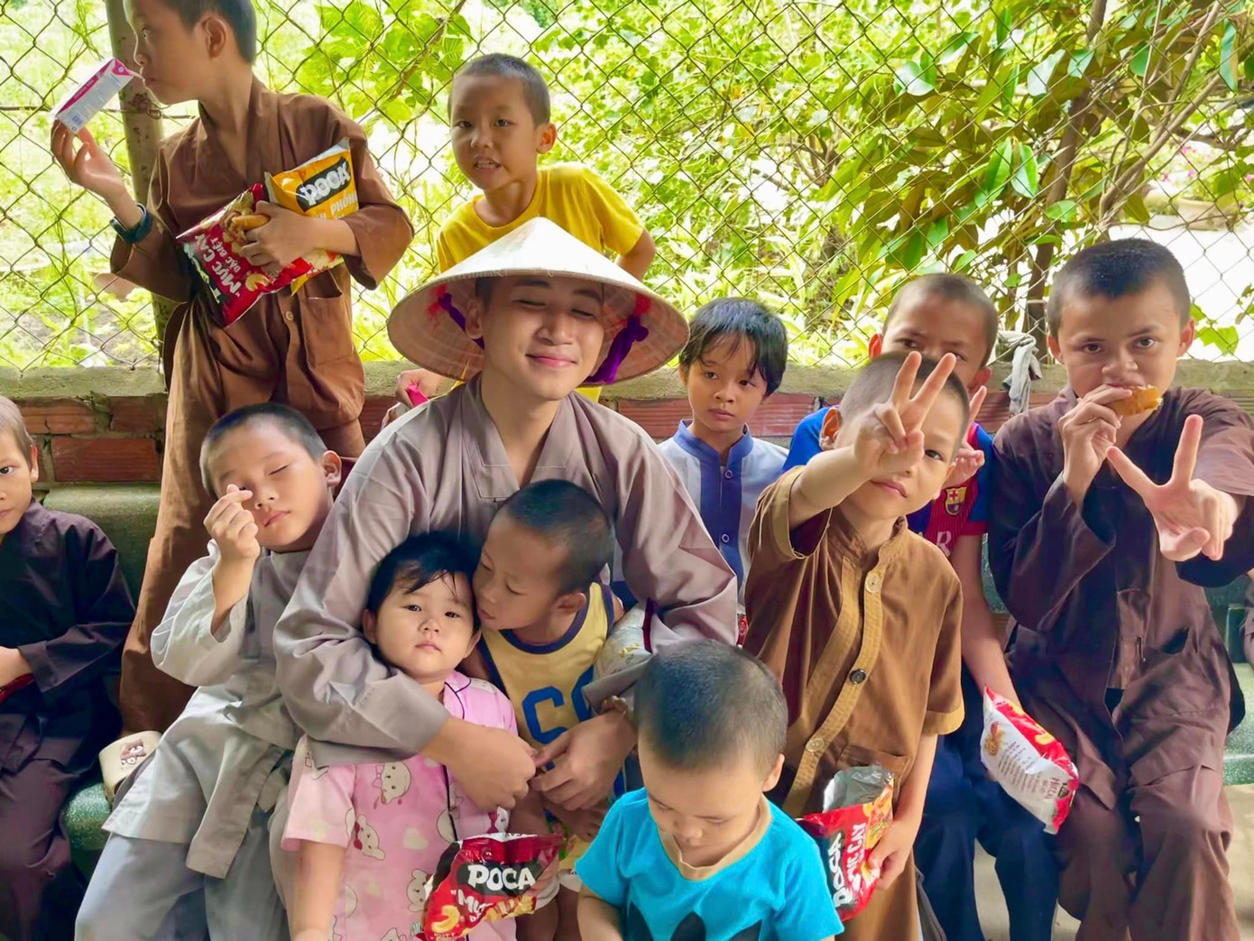 Huy Cung cho biết anh hạnh phúc với quyết định xuất gia của mình.