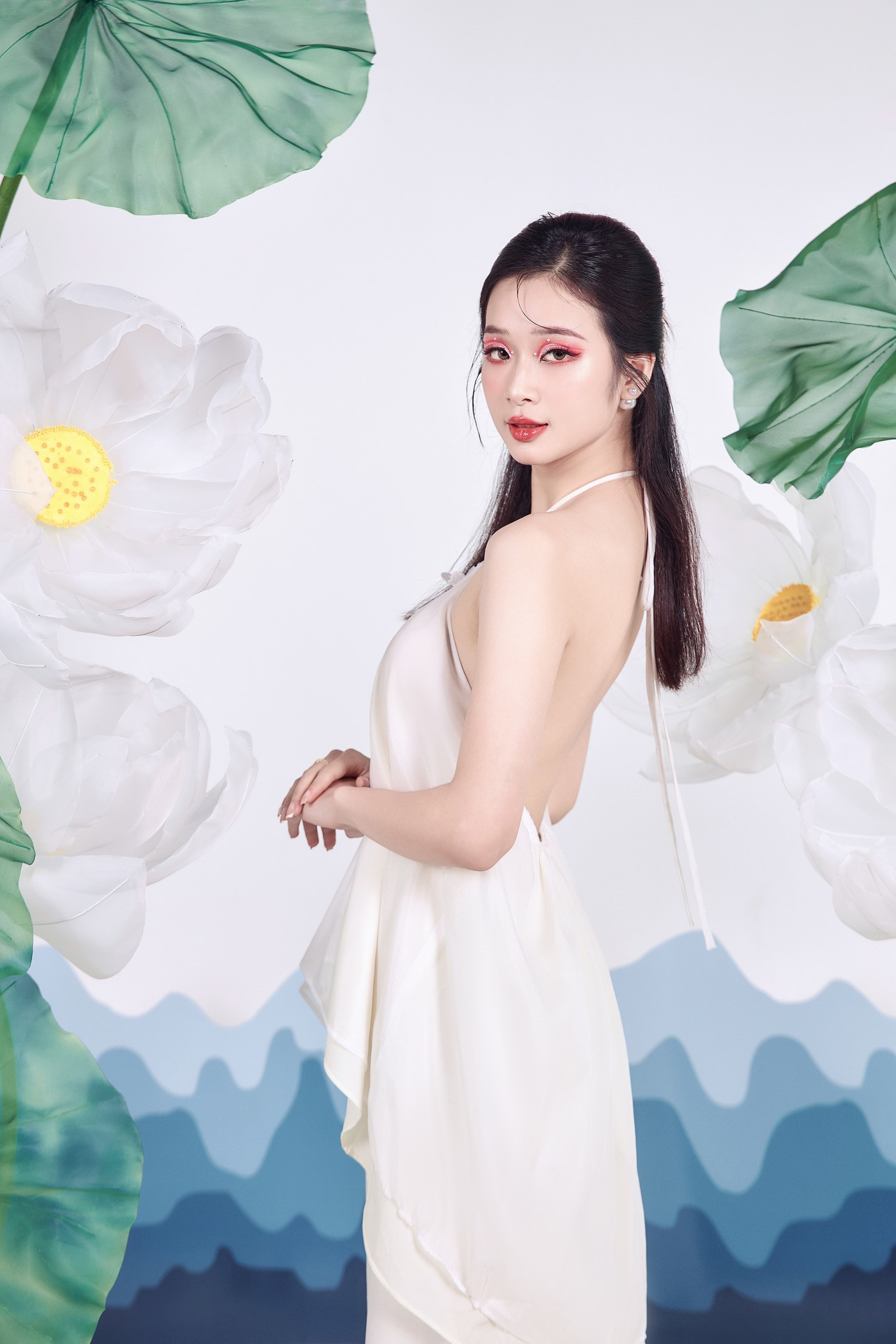 Lý Thị Phương Linh (SBD 23), nữ sinh khoa Viết văn, Báo chí Lý Thị Phương Linh (SBD 23), nữ sinh khoa Viết văn, Báo chí