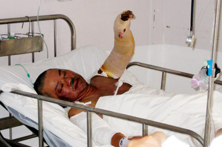 Nhà báo Hoàng Hùng khi còn điều trị tại bệnh viện Chợ Rẫy