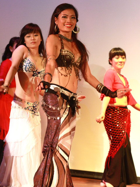 Cùng giới thiệu về điệu múa bellydance