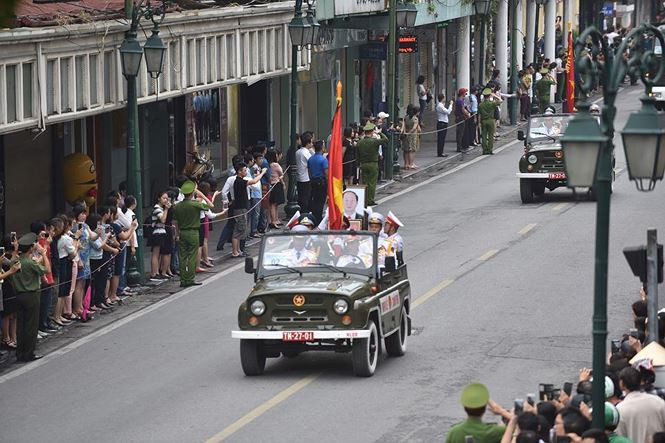 Chủ tịch nước Trần Đại Quang trở về đất mẹ ảnh 75