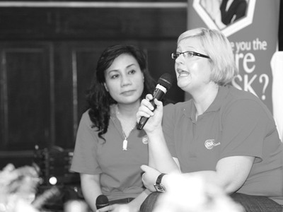 Cô Alex Morgenstern, Giám đốc Phát triển và gìn giữ tài năng của GSK Châu Á Thái Bình Dương chia sẻ niềm đam mê công việc của mình tại GSK. Cô Alex Morgenstern, Giám đốc Phát triển và gìn giữ tài năng của GSK Châu Á Thái Bình Dương chia sẻ niềm đam mê công việc của mình tại GSK