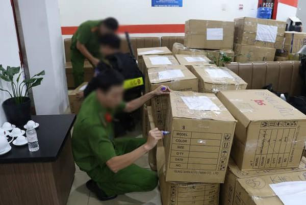 Cảnh sát lục soát Cty Alibaba.