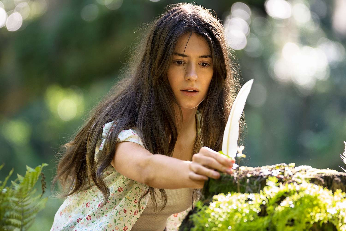 Daisy Edgar-Jones trong "Xa Ngoài Kia Nơi Loài Tôm Hát" (2022). Ảnh: Sony Pictures Daisy Edgar-Jones trong "Xa Ngoài Kia Nơi Loài Tôm Hát" (2022). Ảnh: Sony Pictures