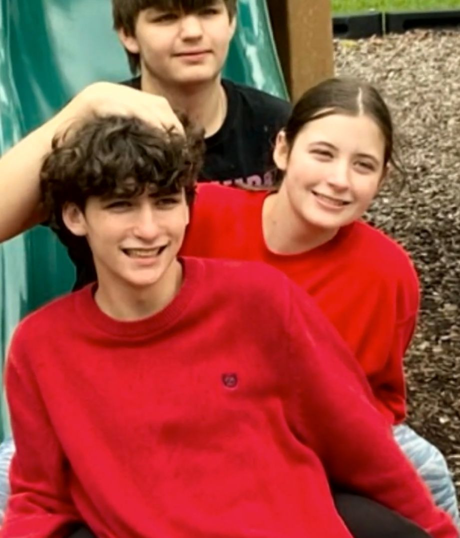 Chân dung Elijah Heacock. Ảnh: CBS News