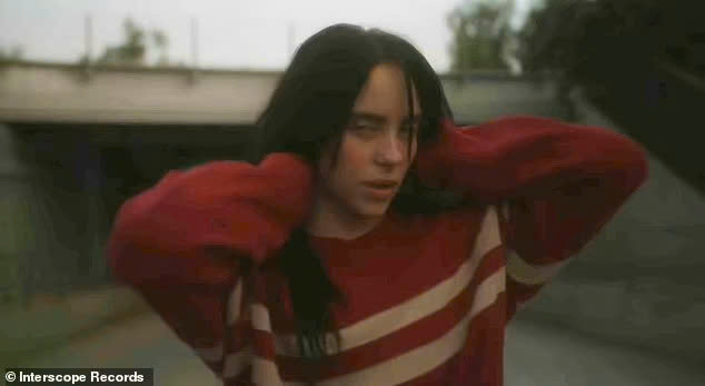Billie Eilish và Nat Wolff trong MV "Chihiro". Ảnh: Interscope Records