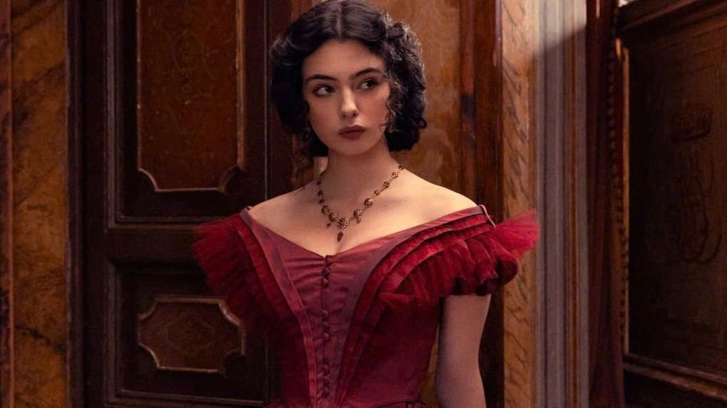 Nhan sắc "gây thương nhớ" của Deva Cassel trong phim. Ảnh: Netflix