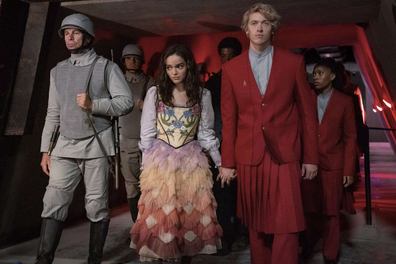 Tiền truyện "The Hunger Games": Rachel Zegler tỏa sáng, phim vẫn hay dù thiếu Katniss Everdeen ảnh 3 Tiền truyện "The Hunger Games": Rachel Zegler tỏa sáng, phim vẫn hay dù thiếu Katniss Everdeen ảnh 3