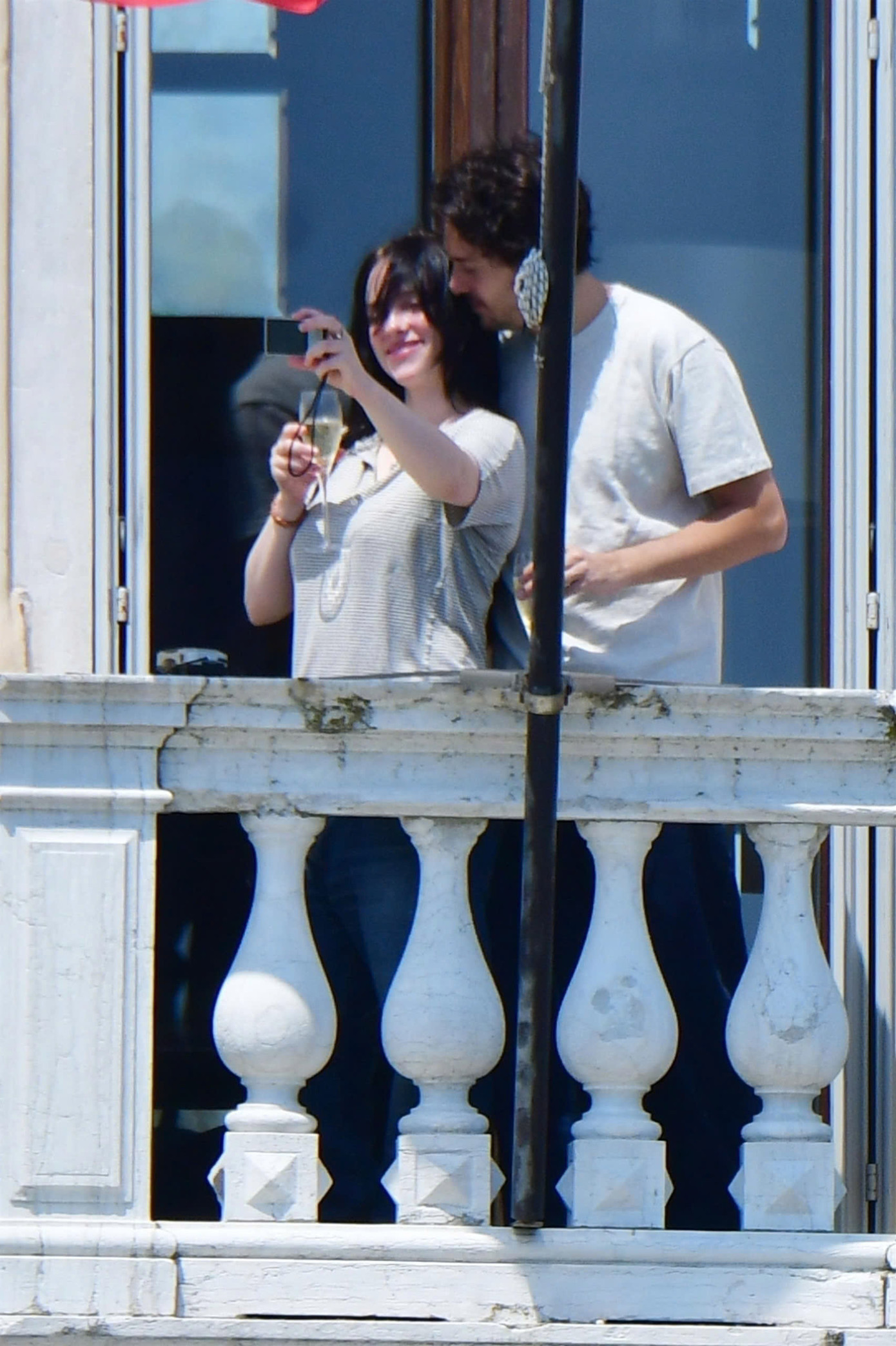 Ảnh: Backgrid/DeuxMoi