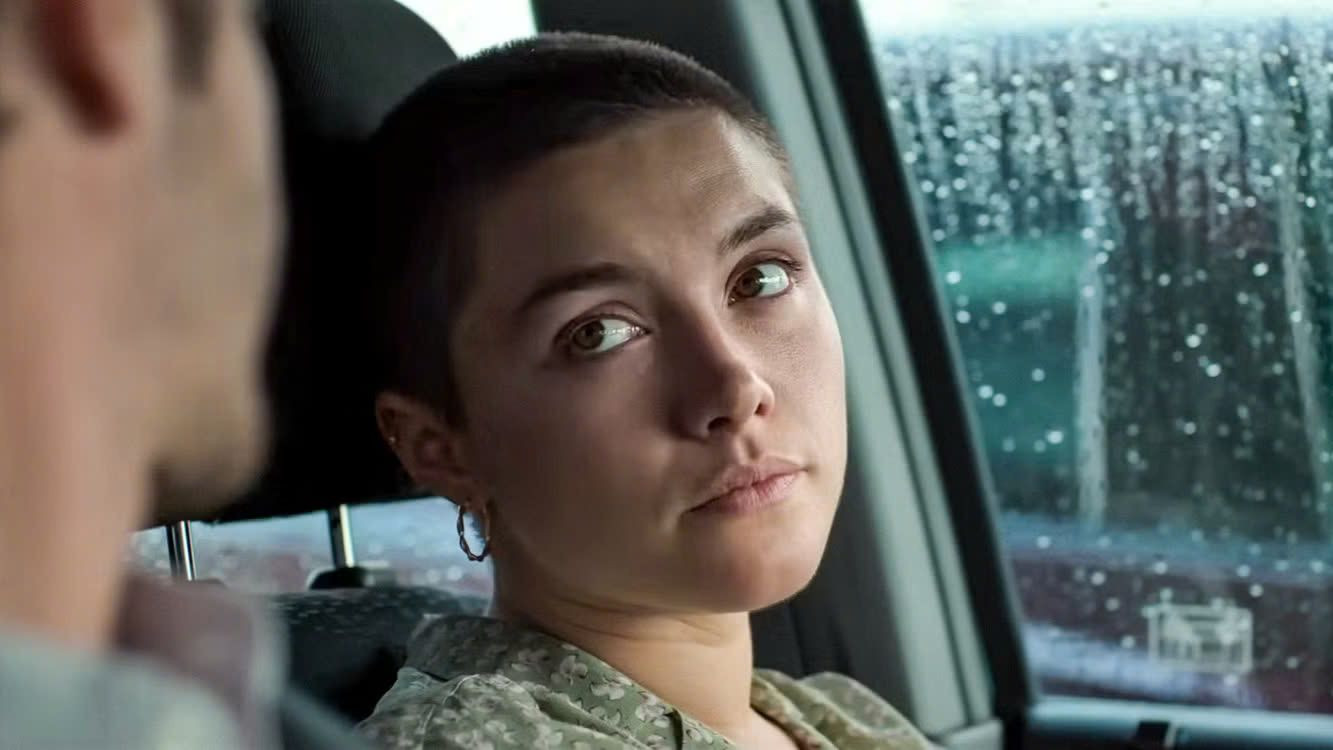 Florence Pugh phải cạo tóc, khỏa thân nhiều lần để phục vụ vai diễn. Florence Pugh phải cạo tóc, khỏa thân nhiều lần để phục vụ vai diễn.