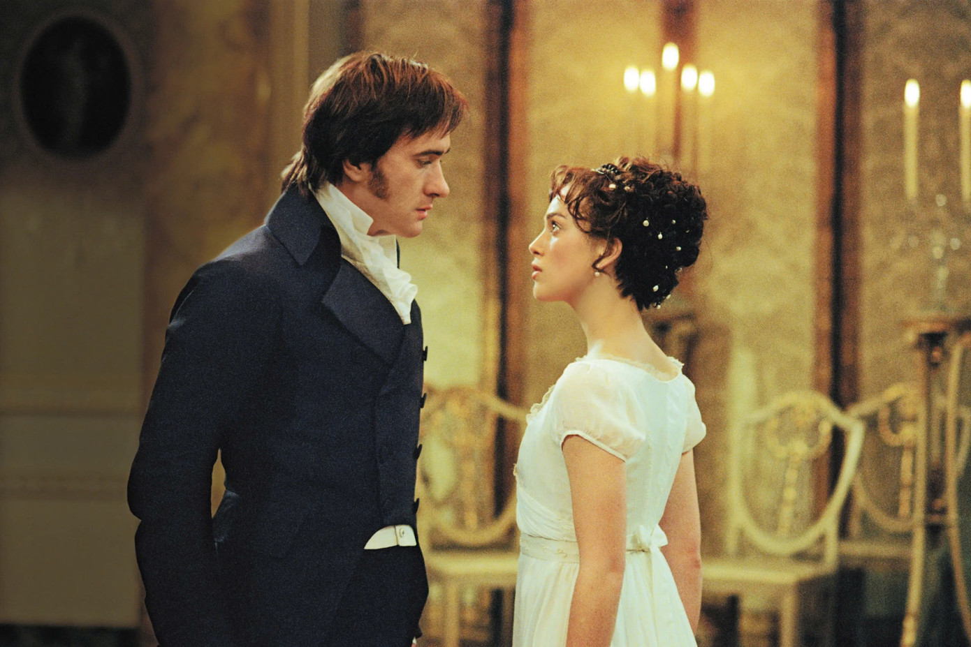 "Kiêu hãnh và Định kiến" là tác phẩm được biết đến rộng rãi nhất của Jane Austen. "Kiêu hãnh và Định kiến" là tác phẩm được biết đến rộng rãi nhất của Jane Austen.