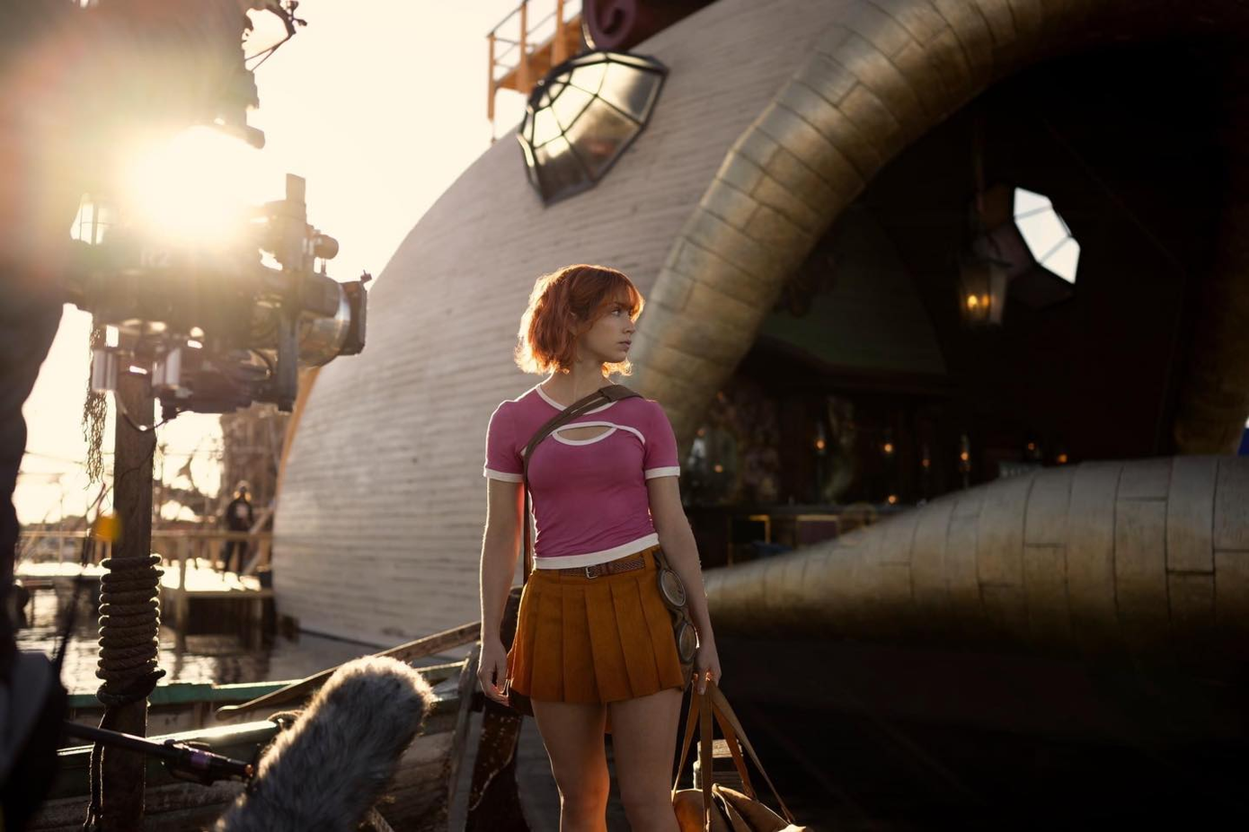 &quot;Nami&quot; Emily - cô nàng mạnh mẽ từ trong phim đến ngoài đời.