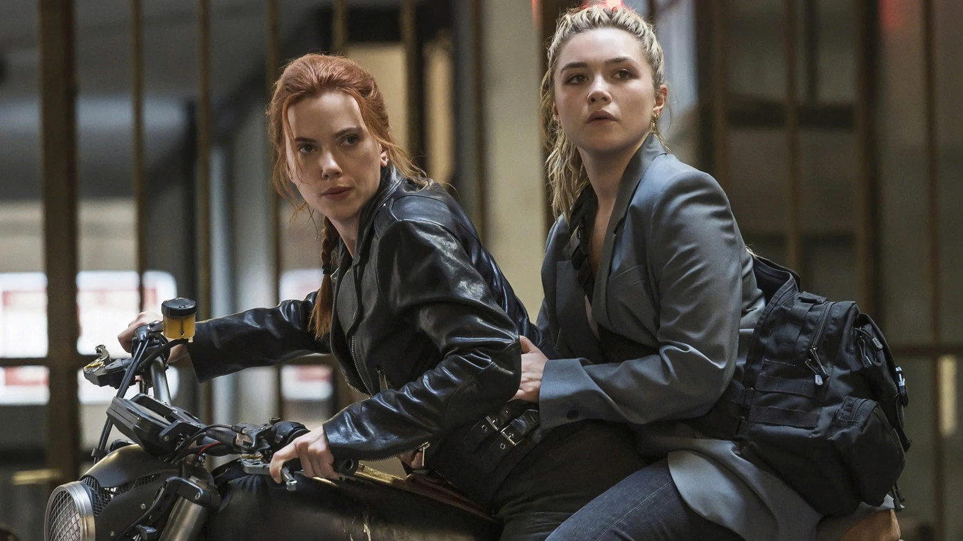 Scarlett Johansson (trái) và Florence Pugh trong "Black Widow" (2021). Ảnh: Marvel Studios Scarlett Johansson (trái) và Florence Pugh trong "Black Widow" (2021). Ảnh: Marvel Studios
