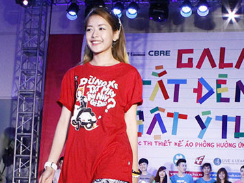 Chi Pu trong vai trò vedette của phần trình diễn thiết kế top 12 