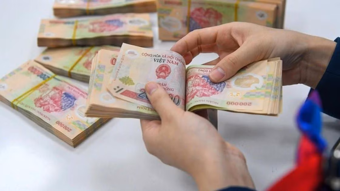 Từ ngày 1/7, những người không đủ điều kiện hưởng lương hưu sẽ được hưởng chế độ trợ cấp hàng tháng. Ảnh minh họa.