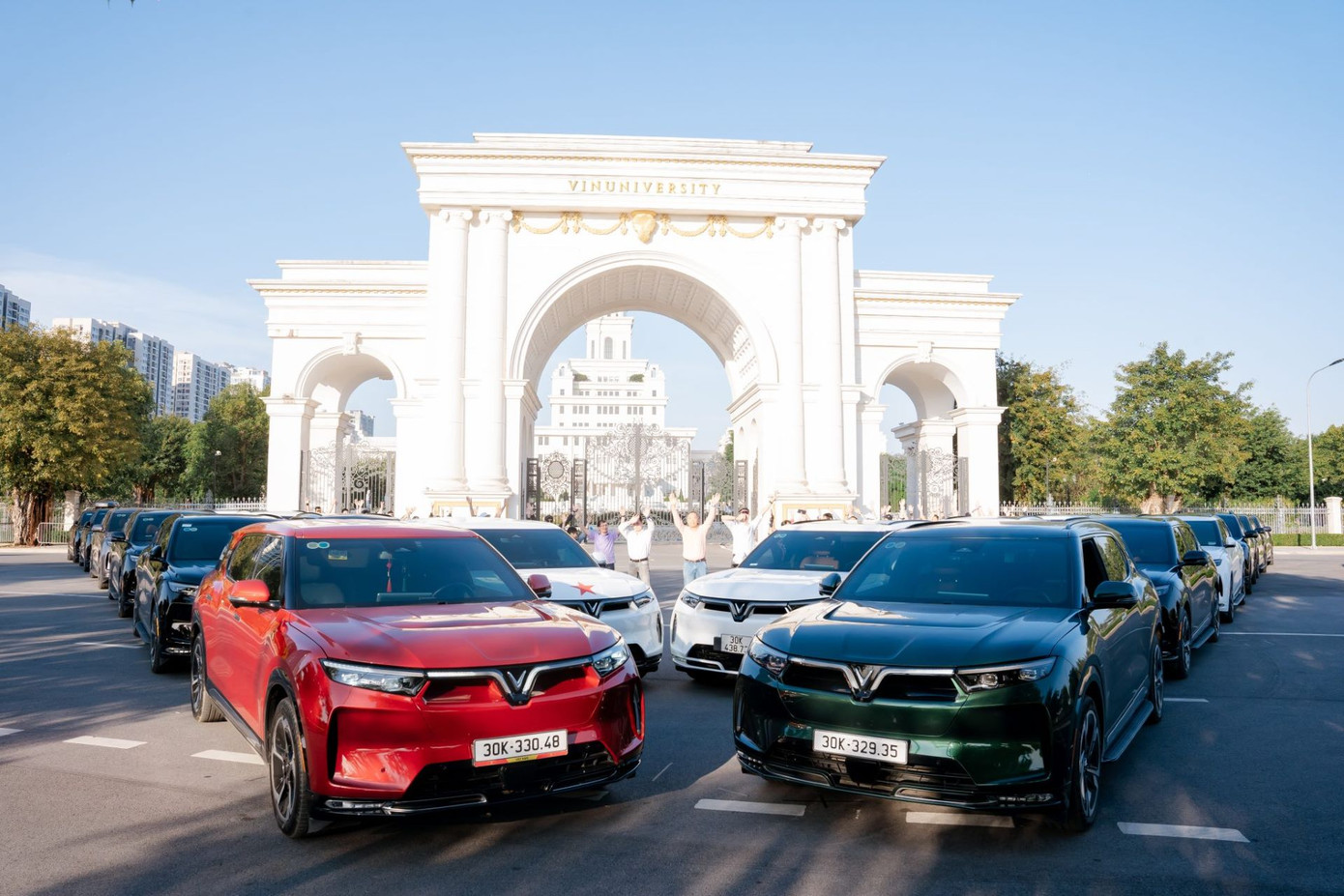 Trải nghiệm lái của xe điện VinFast “vượt trội” nhờ động cơ mạnh mẽ, mô-men xoắn cực đại vượt xa xe xăng. Trải nghiệm lái của xe điện VinFast “vượt trội” nhờ động cơ mạnh mẽ, mô-men xoắn cực đại vượt xa xe xăng.