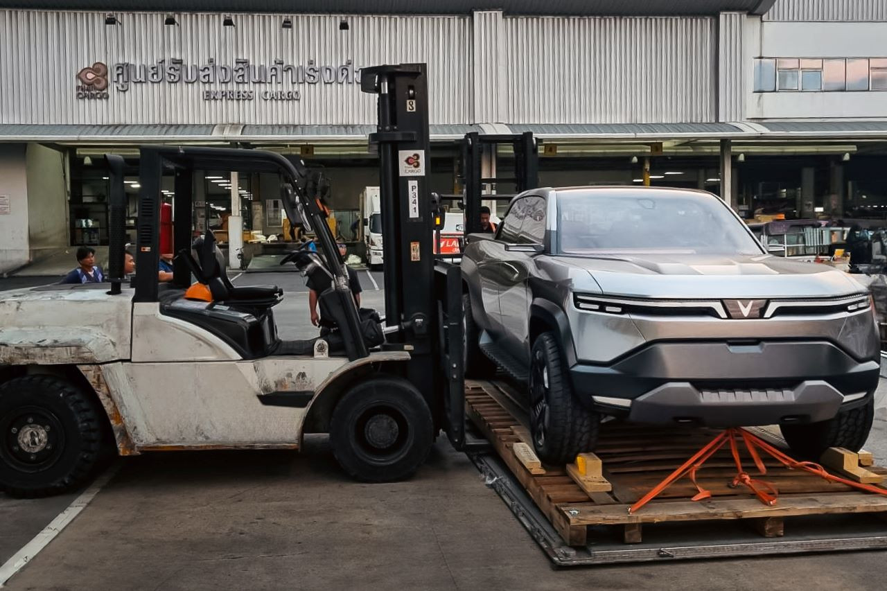 Những tấm ảnh hé lộ VF Wild tại cảng Thái Lan trước đó đã thu hút sự chú ý của cộng đồng mạng