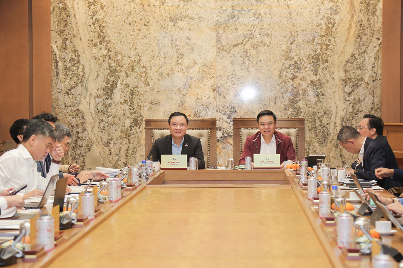 Cuộc họp giao ban CEO tại điểm cầu trụ sở Petrovietnam Cuộc họp giao ban CEO tại điểm cầu trụ sở Petrovietnam