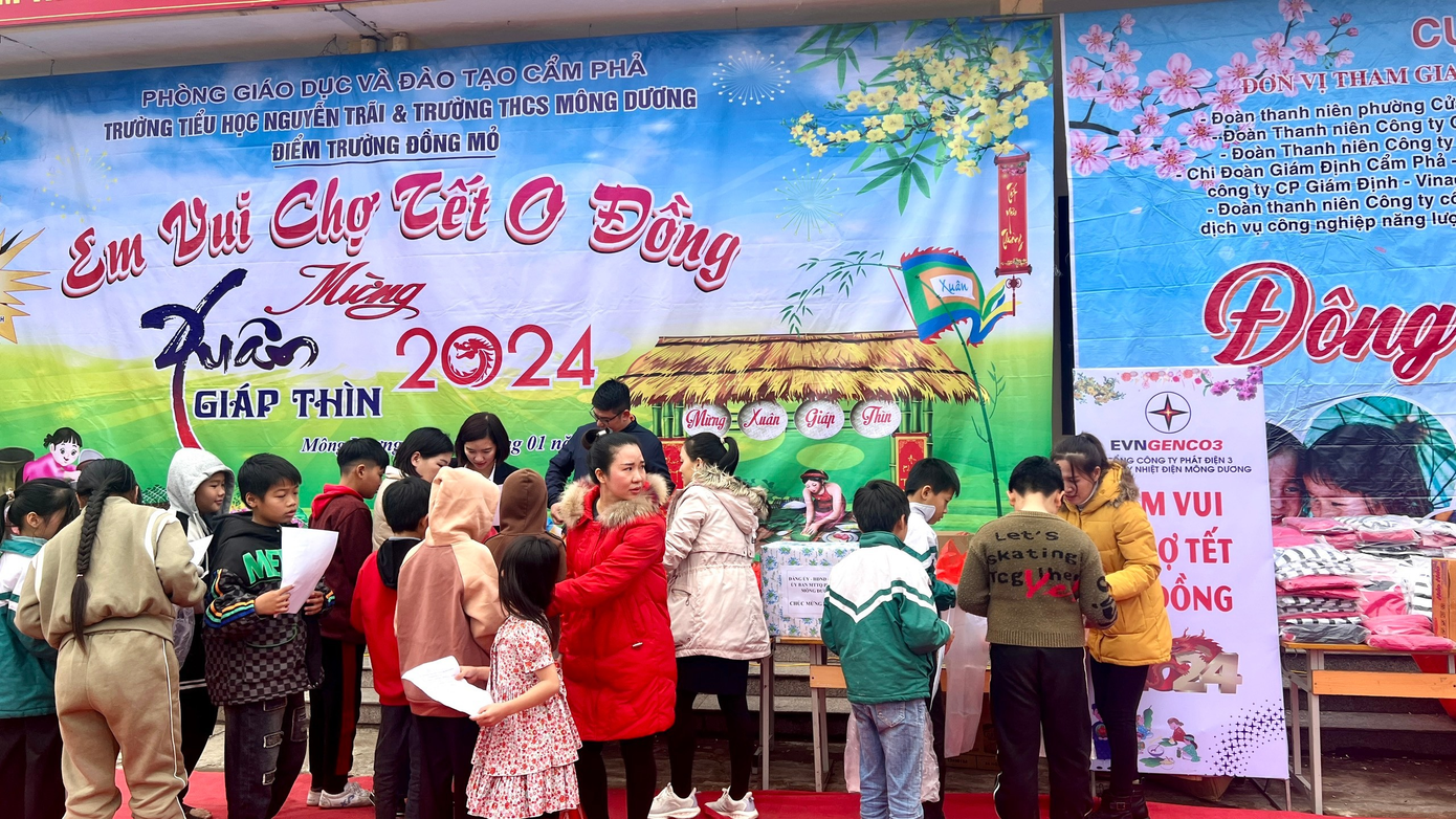 Gian hàng 0 đồng của Công ty tại Chương trình “Em vui chợ tết 0 đồng”