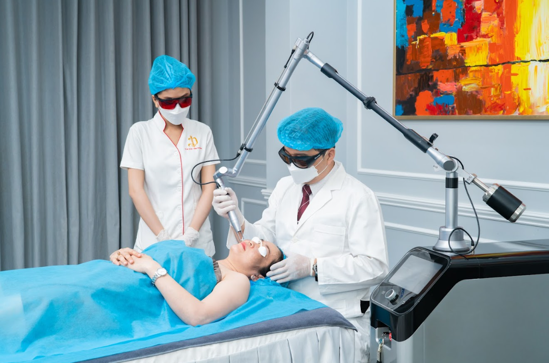 Viện thẩm mỹ DIVA phục vụ hơn 10 triệu lượt khách trên toàn quốc Viện thẩm mỹ DIVA phục vụ hơn 10 triệu lượt khách trên toàn quốc