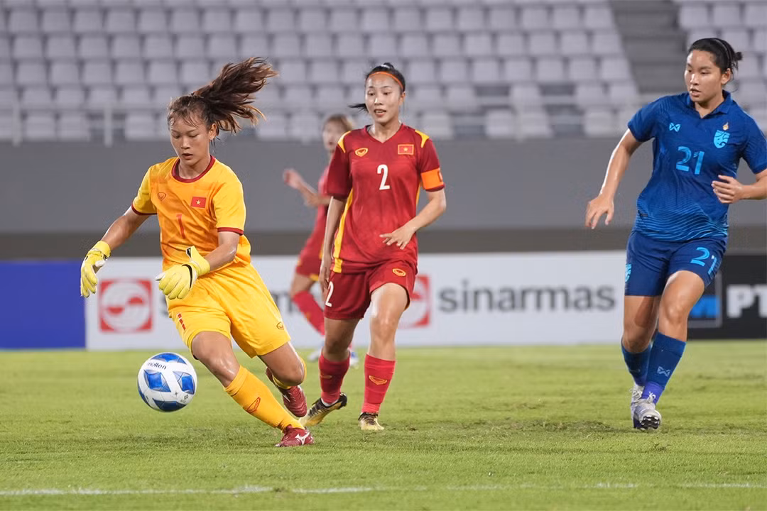 Kiều My (số 1) đạt danh hiệu “thủ môn xuất sắc nhất” giải U19 nữ Đông Nam Á 2023. (Ảnh: VFF) Kiều My (số 1) đạt danh hiệu “thủ môn xuất sắc nhất” giải U19 nữ Đông Nam Á 2023. (Ảnh: VFF)