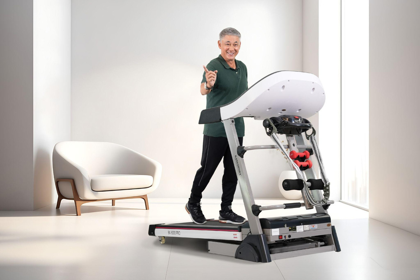 Diễn viên Tùng Yuki đồng hành cùng máy chạy bộ KingSport BK-8000 Pro đa năng Diễn viên Tùng Yuki đồng hành cùng máy chạy bộ KingSport BK-8000 Pro đa năng