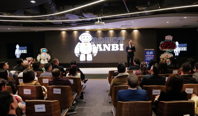 Toàn cảnh buổi ra mắt Toàn cảnh buổi ra mắt