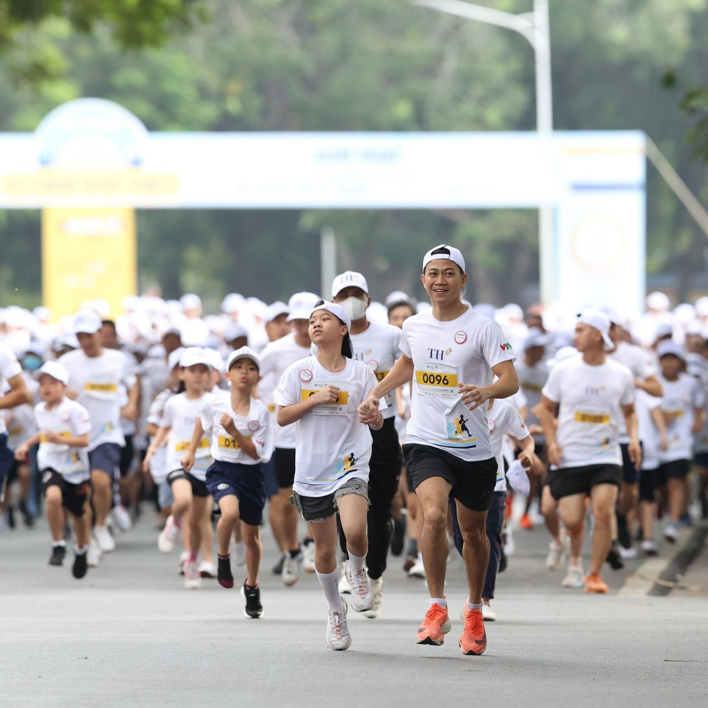 Hàng triệu bước chạy của các VĐV được quy đổi thành những sự hỗ trợ ý nghĩa cho bệnh nhi