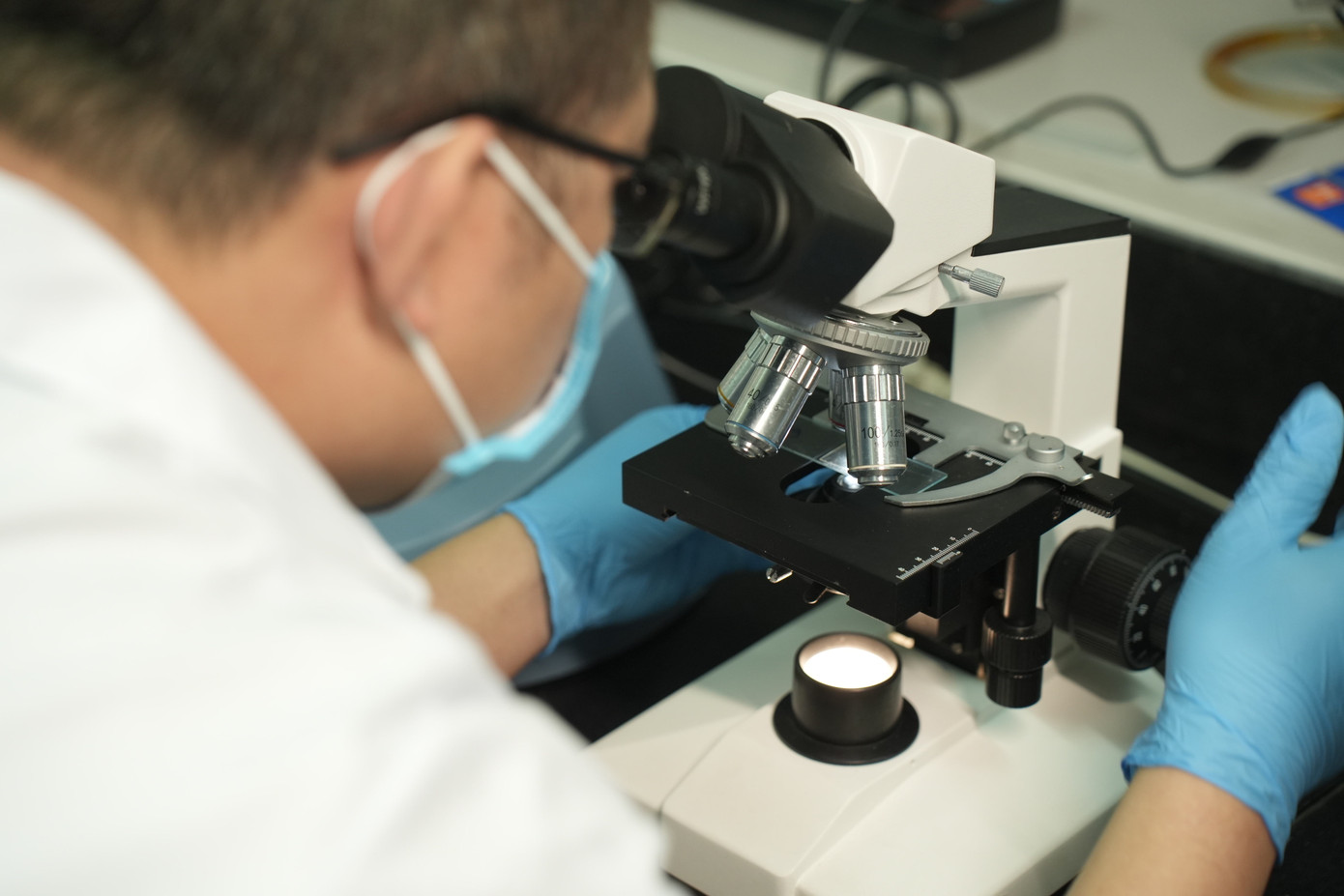 Quá trình kiểm nghiệm diễn ra chuyên nghiệp