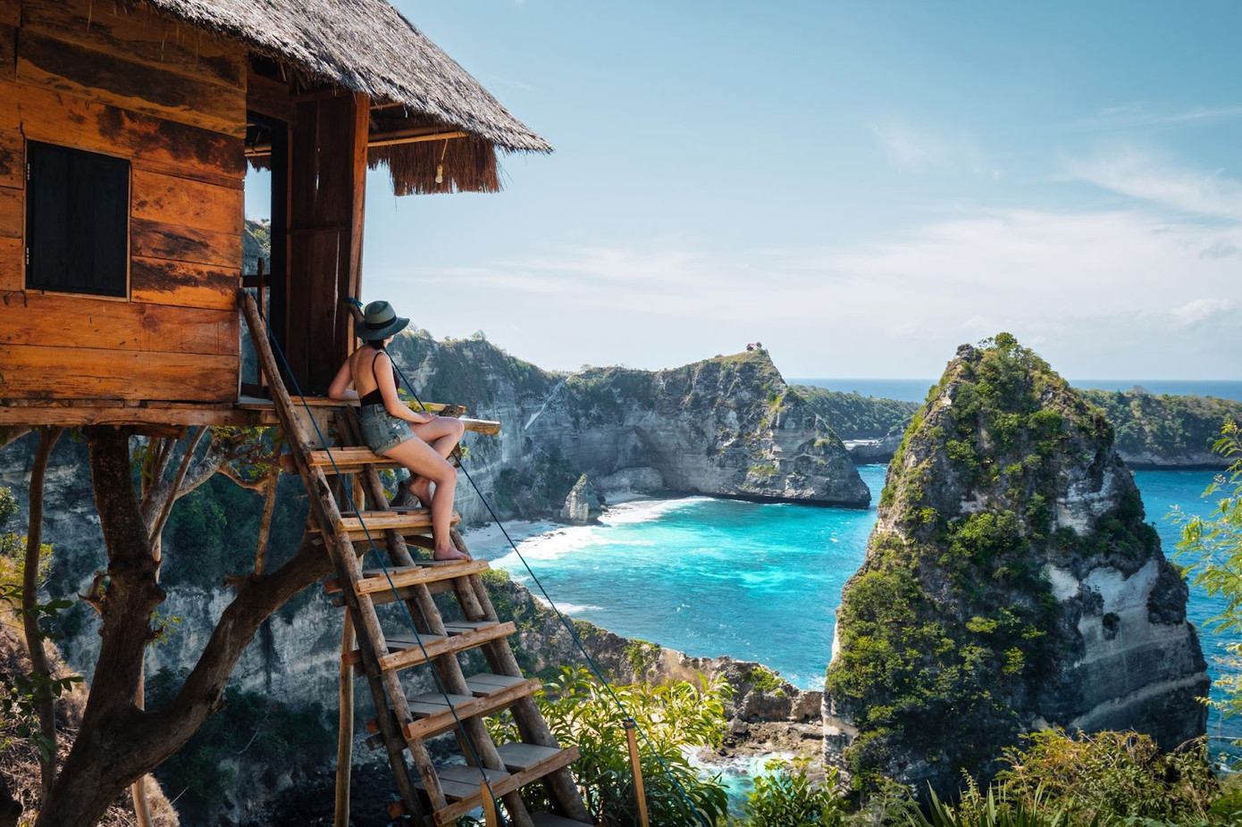 Tham khảo tour trọn gói khám phá “Thiên đường” nghỉ dưỡng Bali (4 ngày 3 đêm) bay Vietjet Air, khởi hành ngày 2/5 với giá từ: 12.900.000đ Tham khảo tour trọn gói khám phá “Thiên đường” nghỉ dưỡng Bali (4 ngày 3 đêm) bay Vietjet Air, khởi hành ngày 2/5 với giá từ: 12.900.000đ