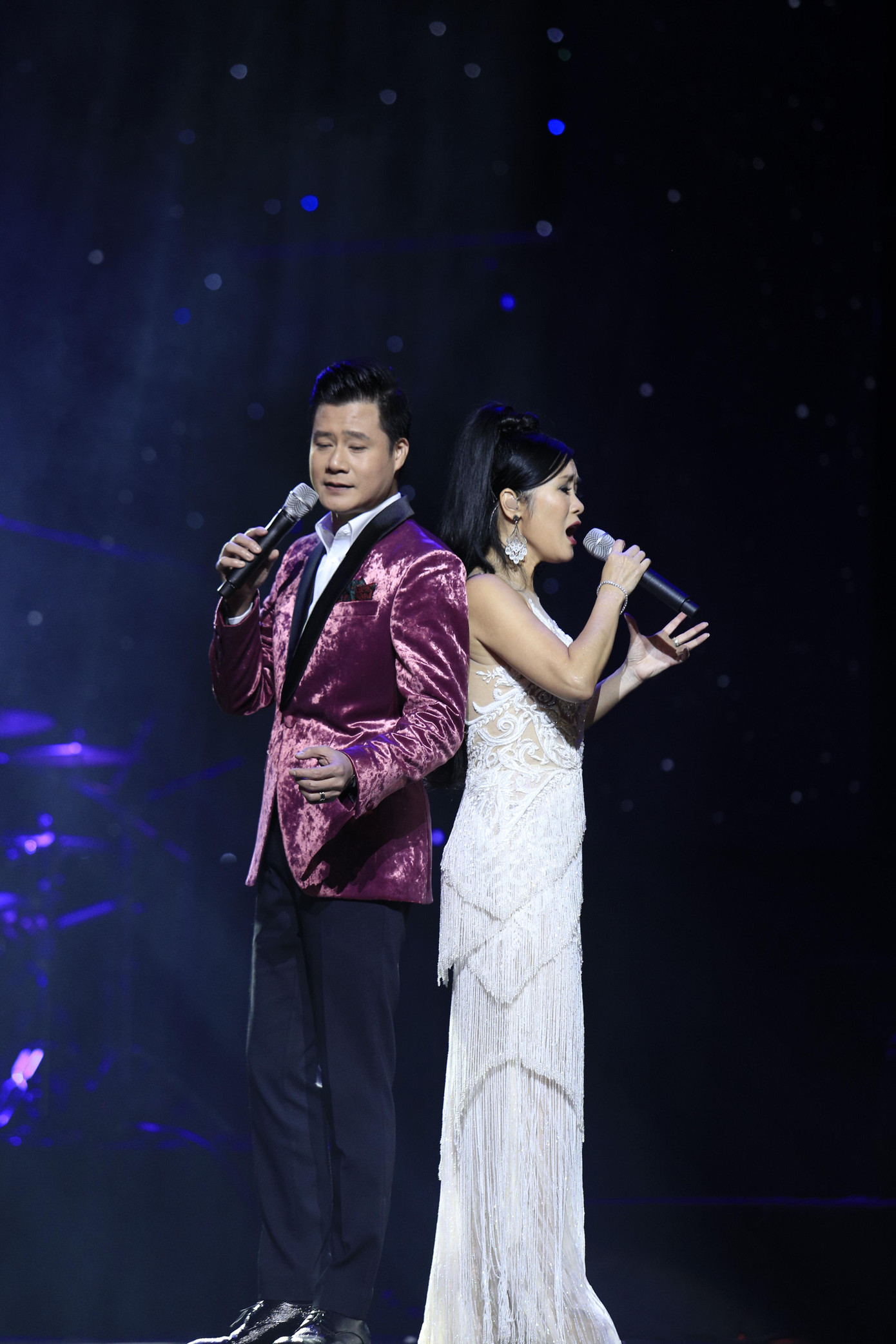 Hồng Nhung tiết lộ hai người đang có 2 dự án chung sẽ ra mắt đầu năm sau. Hồng Nhung tiết lộ hai người đang có 2 dự án chung sẽ ra mắt đầu năm sau.