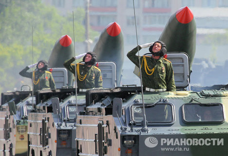 Xe tăng tham gia diễu hành thuộc lực lượng quân đội Belarus