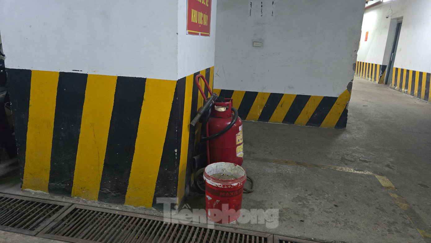 Khu vực đặt bình cứu hỏa của cụm tòa nhà CT5AB