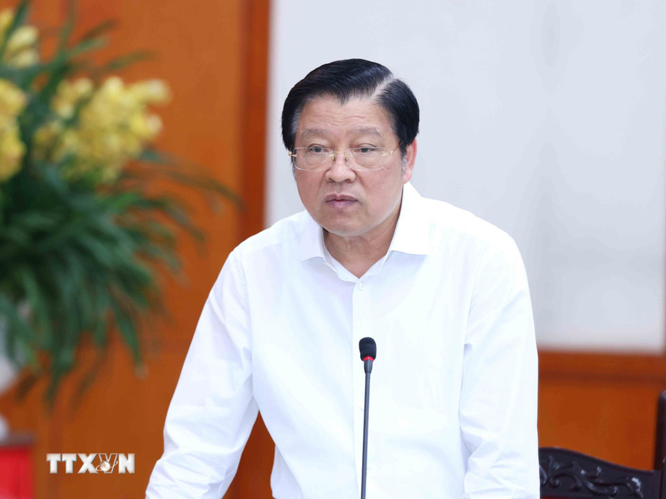 Đồng chí Phan Đình Trạc, Ủy viên Bộ Chính trị, Bí thư Trung ương Đảng, Trưởng ban Nội chính Trung ương phát biểu tại buổi làm việc.