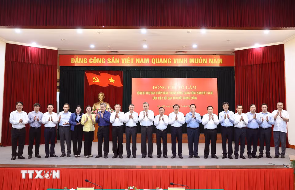 Tổng Bí thư Tô Lâm và các đại biểu.