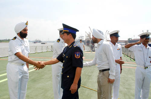 Chuyến thăm góp phần tăng cường mối quan hệ giữa lực lượng cảnh sát biển hai nước