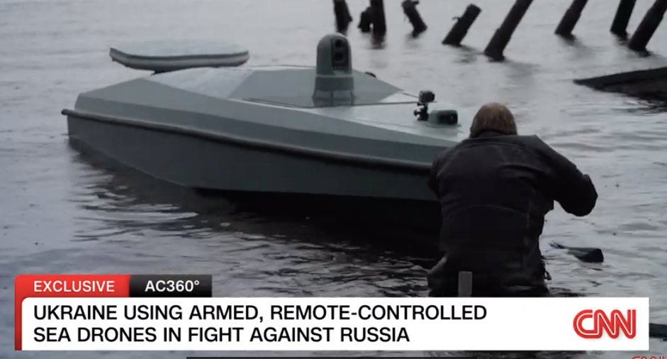 Hình ảnh chiếc xuồng không người lái do Ukraine chế tạo trong video của CNN