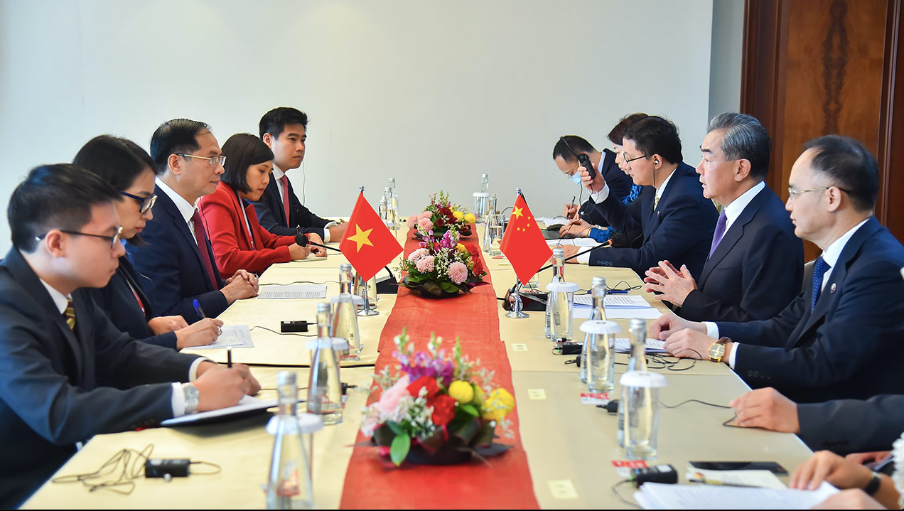 Cuộc gặp ngày 13/7. (Ảnh: Mofa)