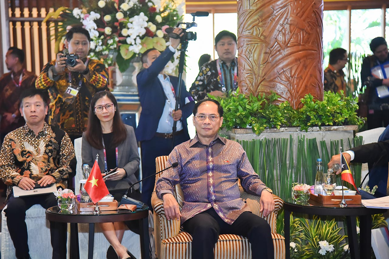 Bộ trưởng Ngoại giao Bùi Thanh Sơn dự AMM-56. (Ảnh: Mofa)